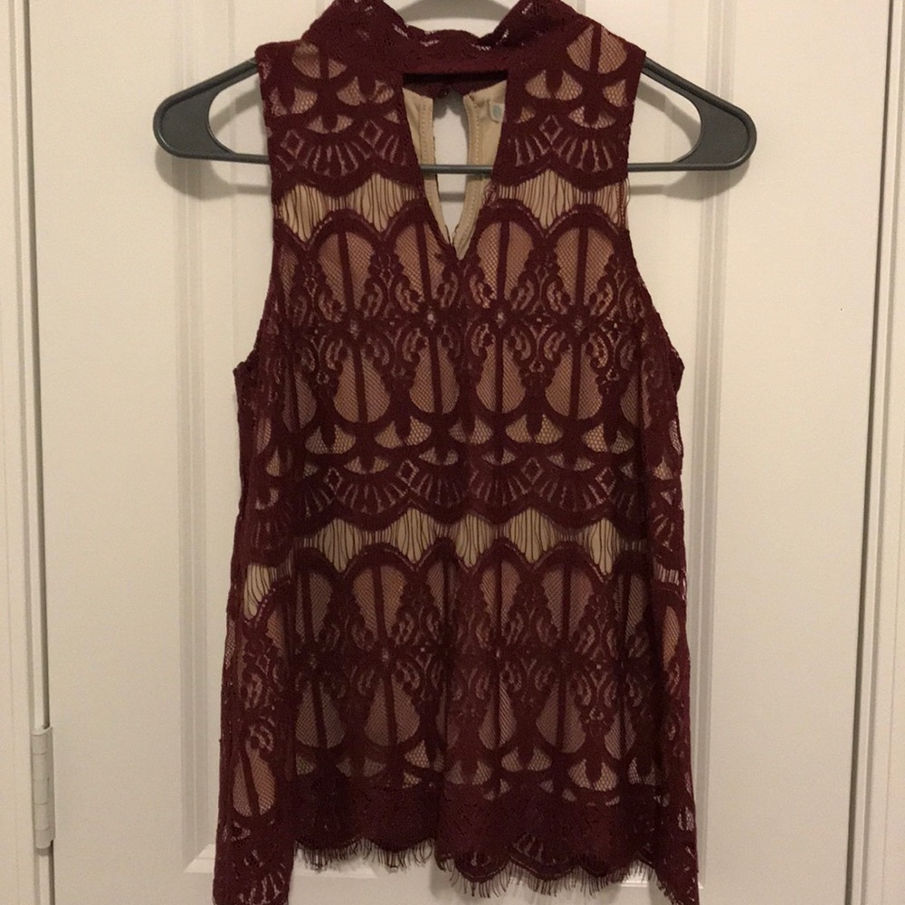 Brand new keyhole blouse. Size S